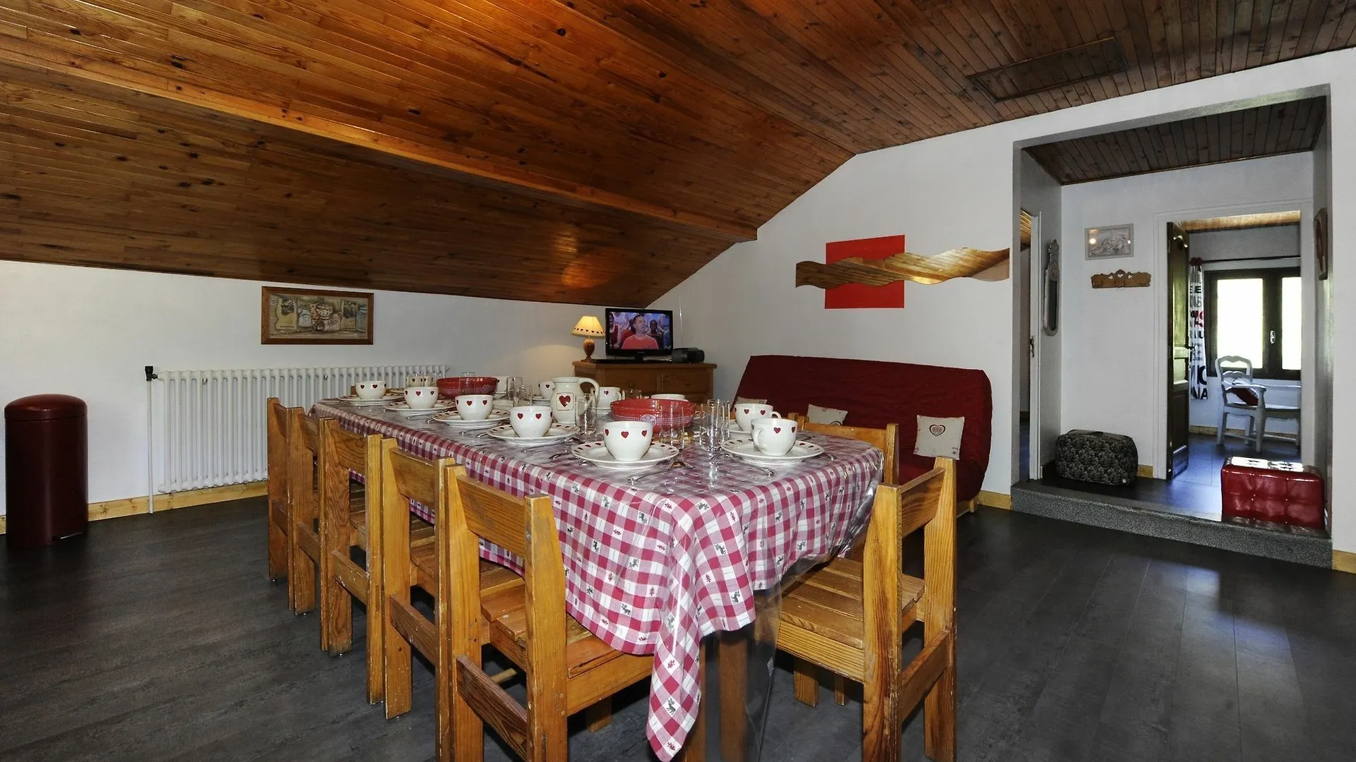 Apartment With 2 Rooms In Les Menuires, With Wonderful Mountain View - Saint-Martin-de-Belleville