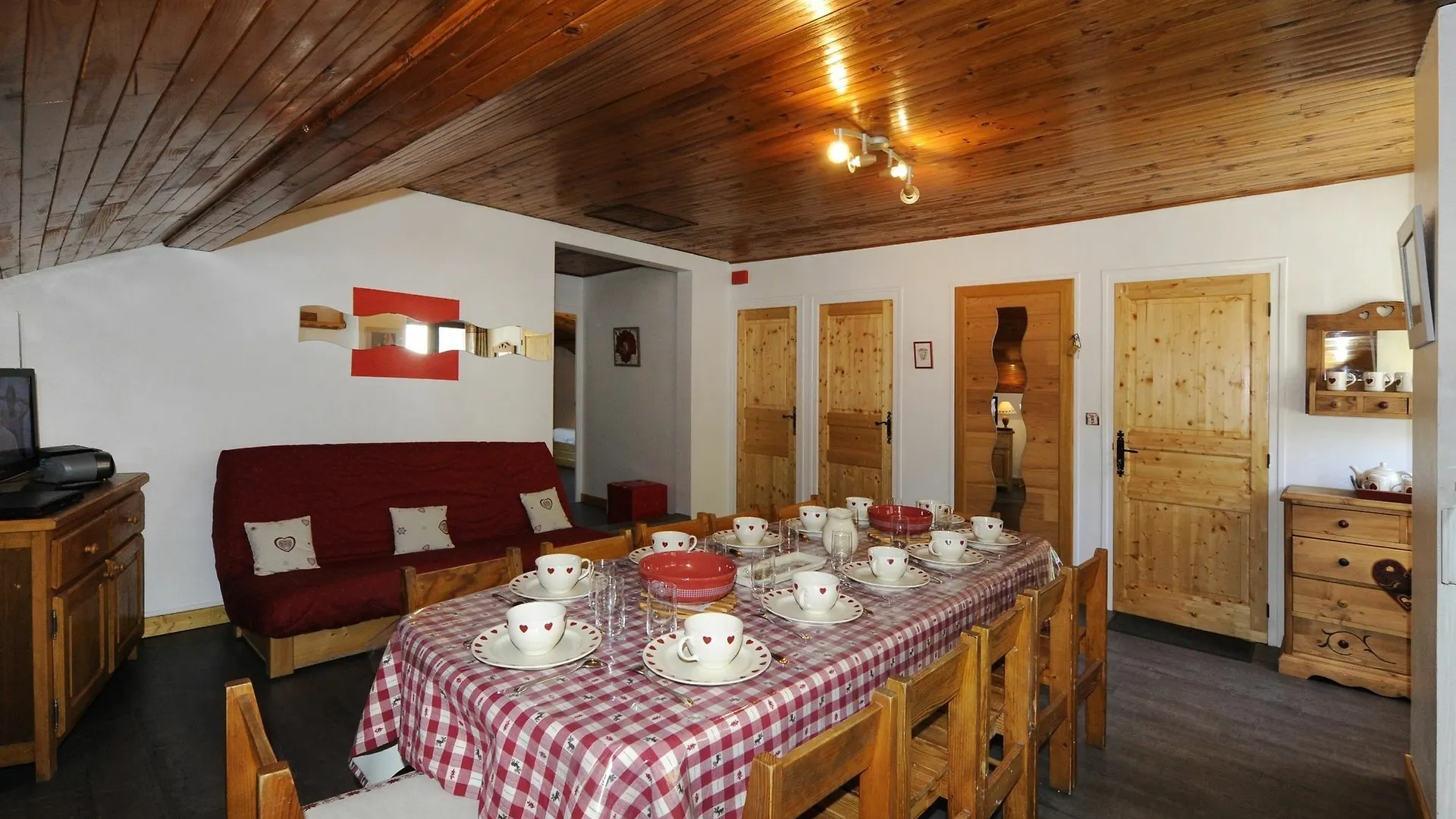 Apartment With 2 Rooms In Les Menuires, With Wonderful Mountain View - Saint-Martin-de-Belleville