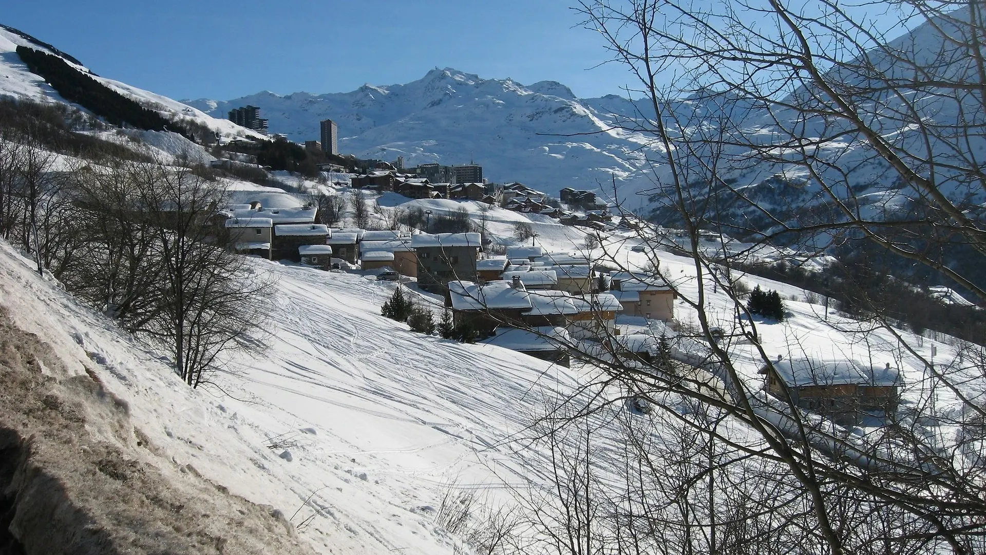 Apartment With 2 Rooms In Les Menuires, With Wonderful Mountain View - Saint-Martin-de-Belleville